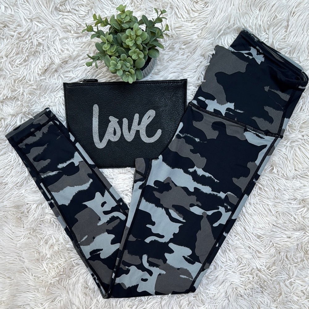Mono B Camo Athletic Leggings 💗 Black Gray Seafoam